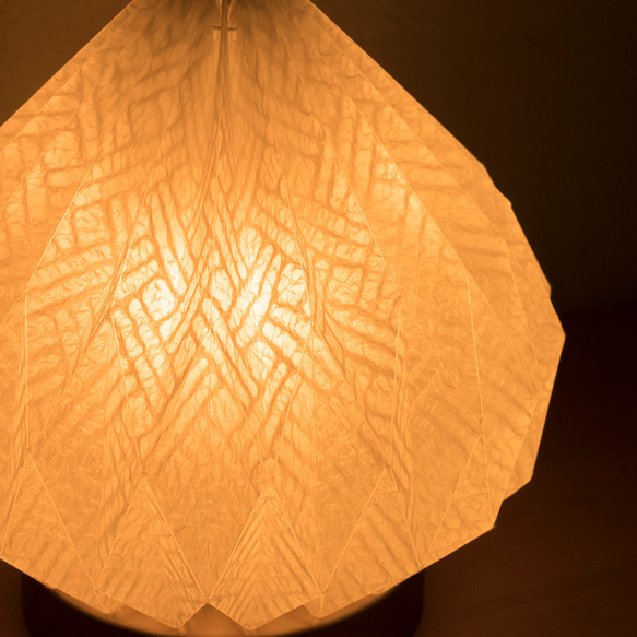 Origami table lamp Onion 土佐落水和紙 4枚目の画像