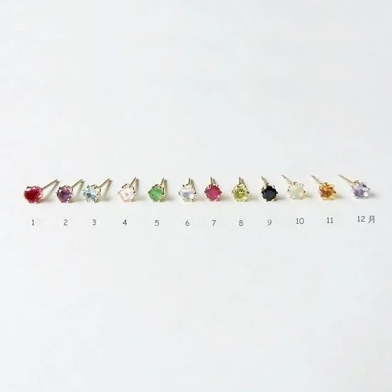 ひとつぶイニシャルと誕生石のスタッドピアス[シルバー925]