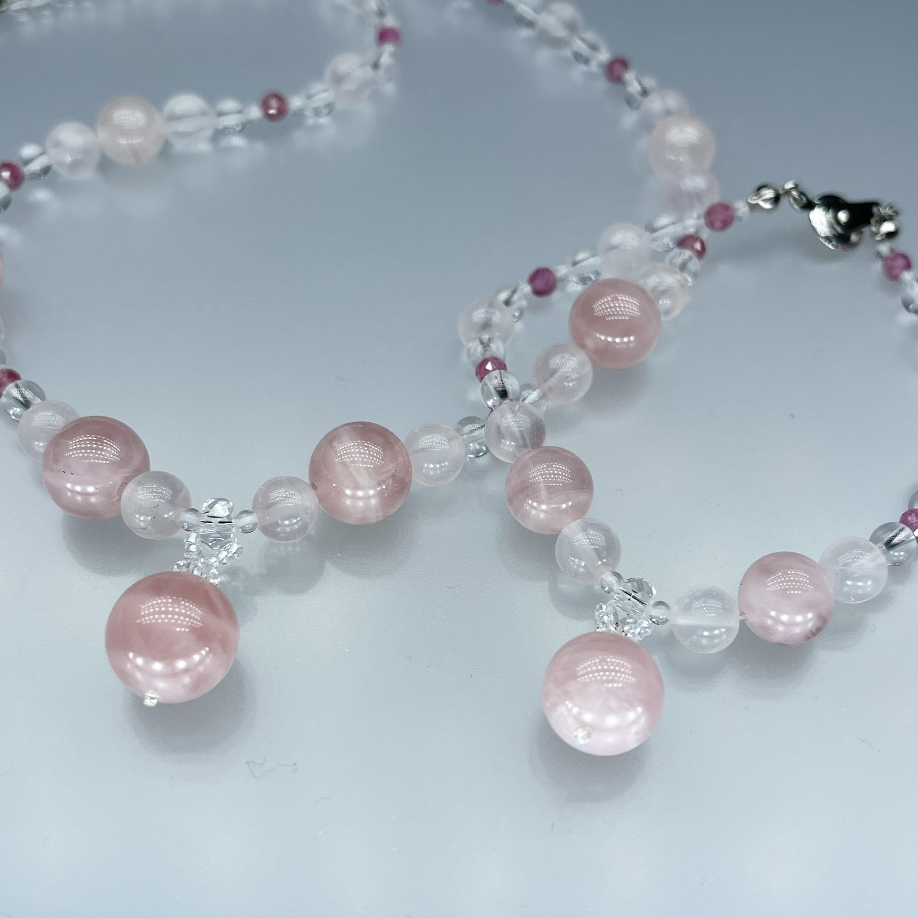 天然石 マダガスカルディープローズクオーツ ドロップ ピンクエピドート ネックレスとブレスレットのセット　Sサイズ