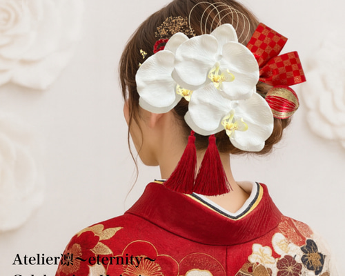 胡蝶蘭和装髪飾り 赤いベルベット胡蝶蘭の髪飾り 結婚式 卒業式 成人式 七五三 032481e8addb5543bc89eb2c6238d0
