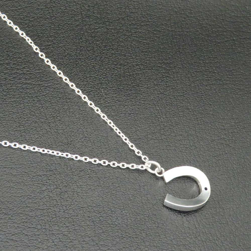 ホースシューネックレス シルバー925 【刻印無料】 馬蹄 馬蹄型 ホース