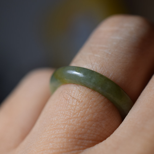 ミャンマー産 天然本翡翠 氷種 ラベンダー色 くり抜きリング 8号