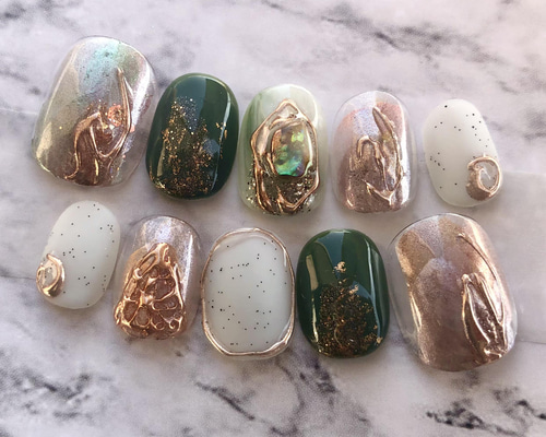 クリアブラウン×ダークグリーン ネイルチップ クリアブラウン×ダークグリーン ネイルチップ