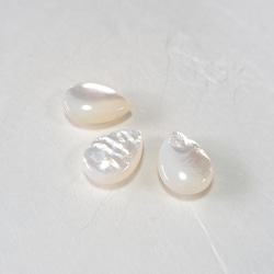 真珠色白蝶貝の一粒しずくペンダントトップ&ネックレス 6枚目の画像