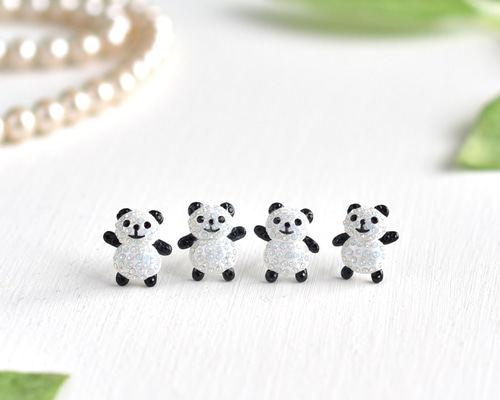 煌めくパンダちゃん】ピアス／イヤリング（PRECIOSA使用） ピアス