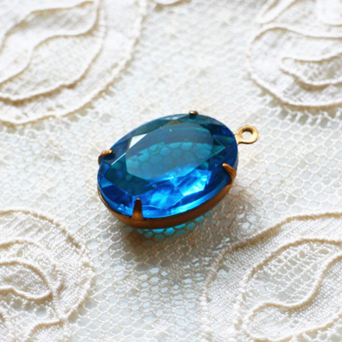 アンティーク☆チェコガラスジュエルストーン18 x 13mmオーバルブラス