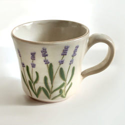【陶器】ラベンダーのマグカップ 2枚目の画像
