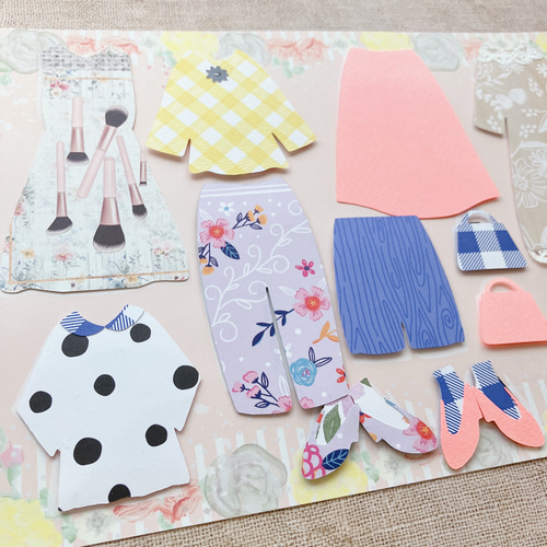 三世代で楽しめる！着せ替え人形セットマグネットタイプ おもちゃ