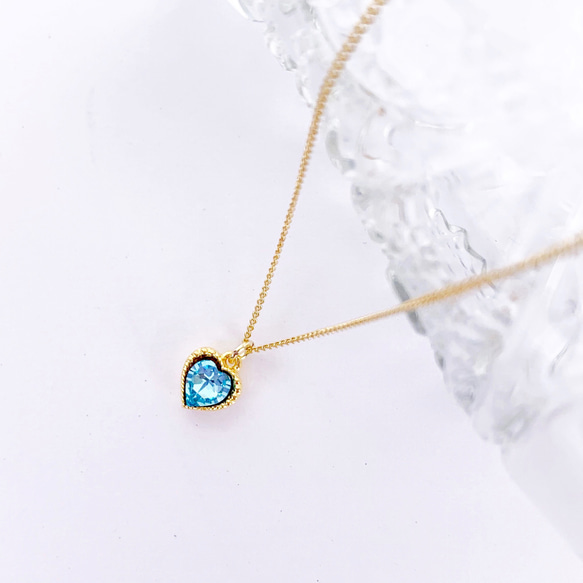 ３月生まれにアクアマリンの小さなハートが輝くプチネックレス～アレルギー対応可能 1枚目の画像