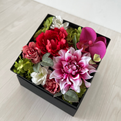 受注制作【Creema限定】華やかなダリアのボックスフラワー（S・M・L