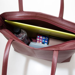 日本製造：拉鍊式A4尺寸手提包，收縮皮革，黑色 第5張的照片