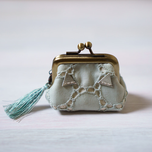 ミントグリーン・猫耳のミニがま口ポーチ ポーチ azure blue 通販