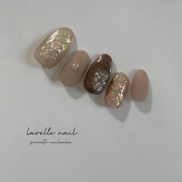 ジェルネイル 韓国 氷ネイル オーロラニュアンス ベージュ ブラウン