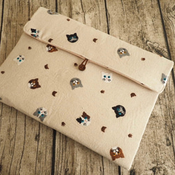 イギリス製のかわいい猫刺繍ラップトップバッグ Switch iPad MacBook 保護ケース 収納バッグ 1枚目の画像