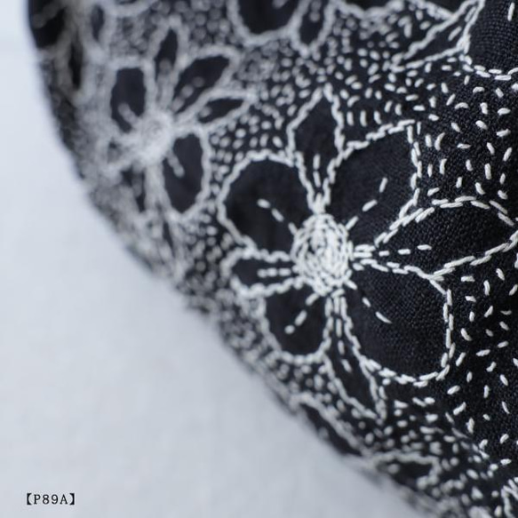 ag_121刺し子　　リネン生地に木綿白糸を刺し子 刺繍「花／クレマチス」トート バッグ2way鞄P89A 2枚目の画像