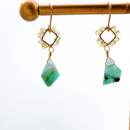 【グリーンBOX】エメラルドペリドット他　チャームピアスイヤリング グリーンBOX】エメラルドペリドット他 チャームピアスイヤリング