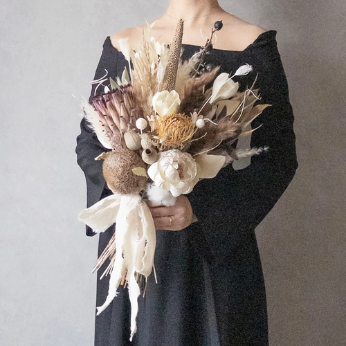 ドライフラワー のウェディングブーケパンパスグラス バンクシア