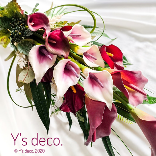 生花に見える】ボルドー カラー ウェディングブーケ バーガンディ