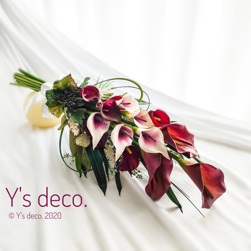 生花に見える】ボルドー カラー ウェディングブーケ バーガンディ