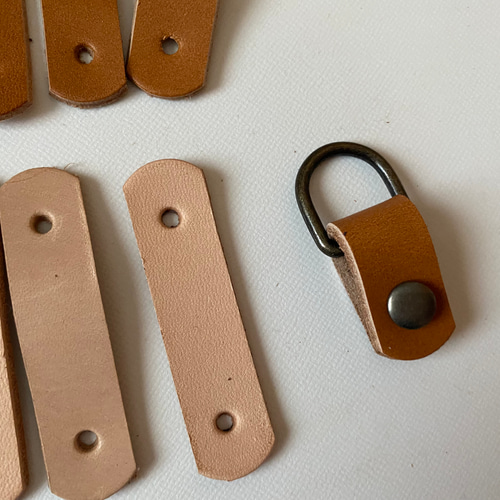 No.581 1枚革 革タグ レザータグ ハンドメイド