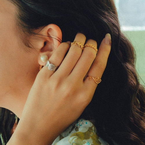 Pt999ダイヤモンドピンキーリング兼イヤーカフD0.12 Pt999ダイヤモンドピンキーリング兼イヤーカフD0.12 Pt999ダイヤモンド