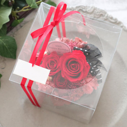 選べるメッセージ ｜赤いバラとカーネーションの華やかなアレンジメント｜還暦祝い・退職祝い・誕生日・母の日　pre.039 12枚目の画像
