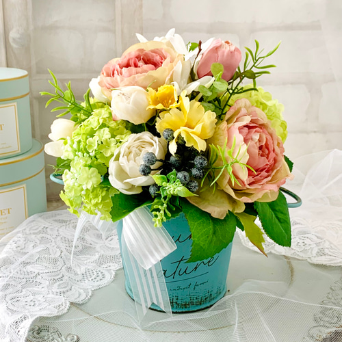 母の日フラワー、薔薇 フラワーアレンジメント 造花 アーティ