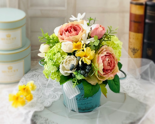 母の日フラワー、薔薇 フラワーアレンジメント 造花 アーティ