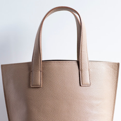 エンボスシュリンク レザー トートバッグ レディース ミニトートバッグ フォーマル 小さめ ベージュ ak-54ks 3枚目の画像