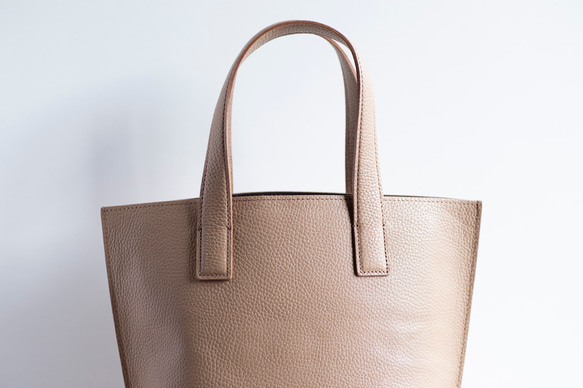 エンボスシュリンク レザー トートバッグ レディース ミニトートバッグ フォーマル 小さめ ベージュ ak-54ks 3枚目の画像