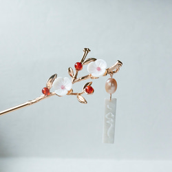 花枝のかんざし　シェル花とレッドアゲートの簪　かんざし　 1枚目の画像