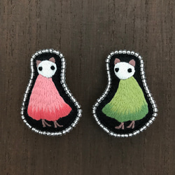 心優しき侏儒たち（刺繍ブローチ） 5枚目の画像