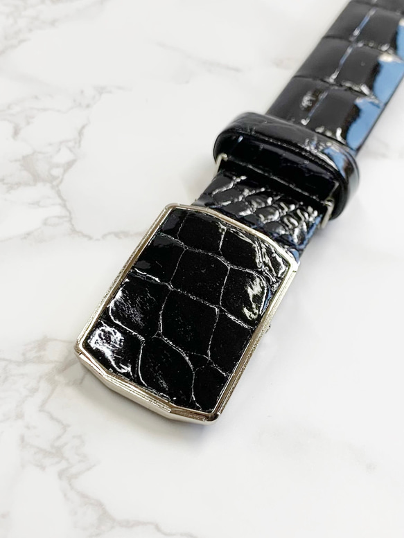 日本製　クロコダイル　３０㎜巾　上質　ベルト　ボンベ加工　真鍮磨き上げ金具　エキゾチックレザー 画像参照