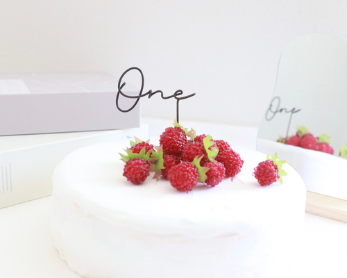 Erzi 廃盤 ストロベリーバースデーケーキ(1カット) 低糖質 誕生日ケーキ ラズベリーチーズケーキ(糖質70%カット 5号