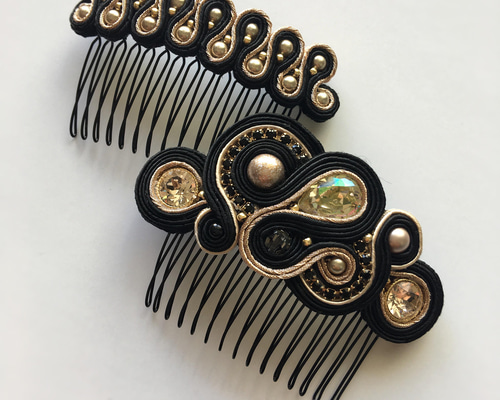 ソウタシエ ペイネタ2種セット（黒＆ゴールド） コーム única soutache