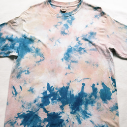 送料無料 "Coloring" 藍染+泥染Tシャツ オーガニックコットン使用　絞り染め 染色 2枚目の画像