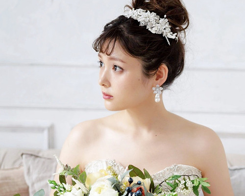 【愛され花嫁】ブライダルウェディング ベッドドレス フラワー ヘッドドレス 結婚式 花嫁 ヘアアクセサリー ヘッドアクセサリー