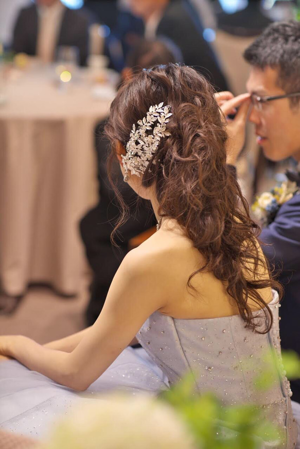 ヘッドドレス 結婚式　花嫁 ヘアアクセサリー ヘッドアクセサリー ウェディング ブライダル　フラワー　リーフ　小枝 15枚目の画像