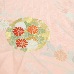 正絹　淡いピンク地雪輪柄ハギレ　1.1ｍ　和小物、つまみ細工などに 3枚目の画像
