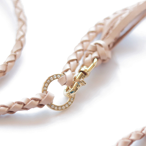 本革編み込み犬リード ヌメ革を使用した上質な犬用カフェリード