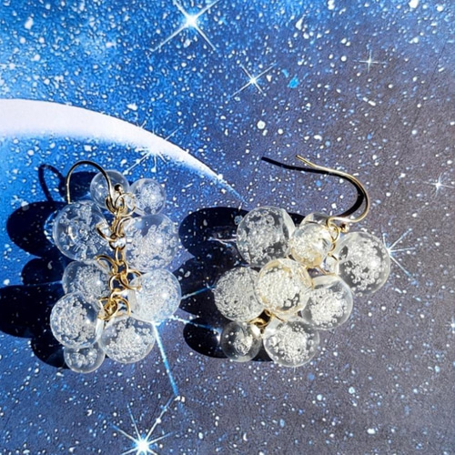 鈴丸バブルアクリルビーズのピアス/イヤリング/ノンホールピアス