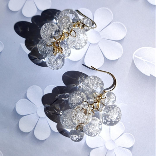 鈴丸バブルアクリルビーズのピアス/イヤリング/ノンホールピアス 泡