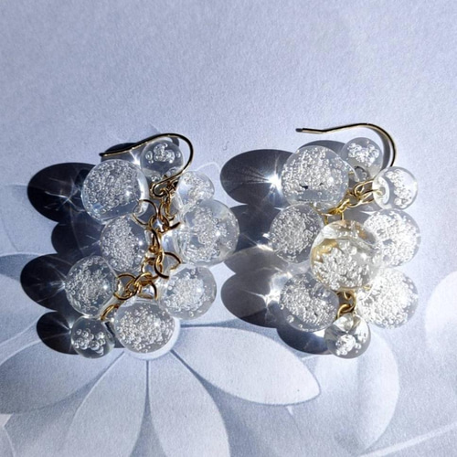 鈴丸バブルアクリルビーズのピアス/イヤリング/ノンホールピアス 泡