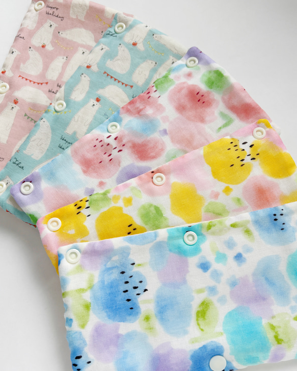 新柄追加☆水筒肩ひもカバー☆シートベルトカバーにも☆優しい色合い☆リバーシブル 8枚目の画像