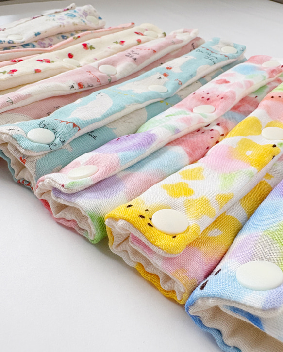 新柄追加☆水筒肩ひもカバー☆シートベルトカバーにも☆優しい色合い☆リバーシブル 12枚目の画像