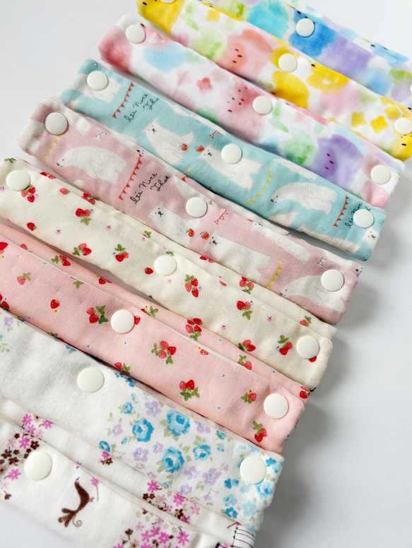 新柄追加☆水筒肩ひもカバー☆シートベルトカバーにも☆優しい色合い☆リバーシブル 13枚目の画像