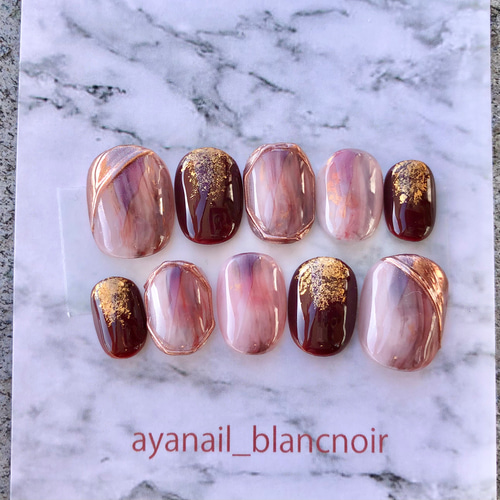 1番人気！2-3日で発送 2419 ネイルチップ 赤 ブラウンレッド 成人式