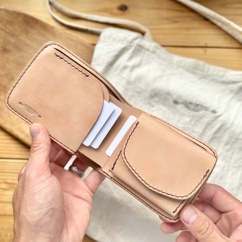 ショートウォレット 二つ折りヌメ革財布 本革 シンプル S-027 二つ折り