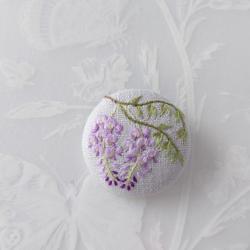 刺繍ブローチ「藤の花」くるみボタン ブローチ 薄荷のドロップ 通販