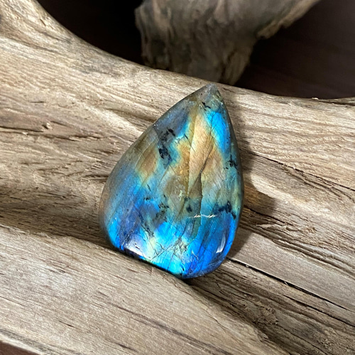 ラブラドライト天然石